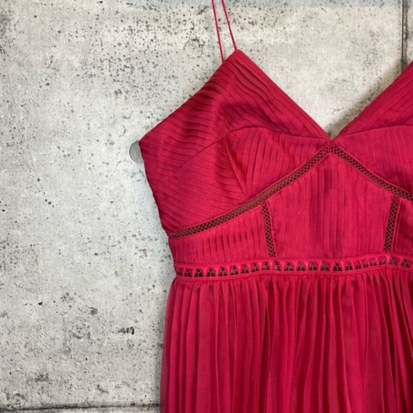 SOLD ON FB✨Self-Portrait Pleated Midi Dress - Picture 4 of 8